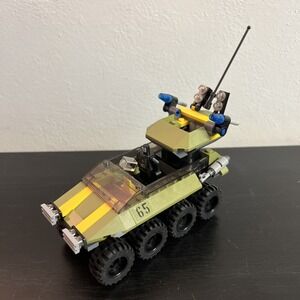 LEGO Marvel Super Heroes 76017 - Captain America vs. Hydra - Incomplete